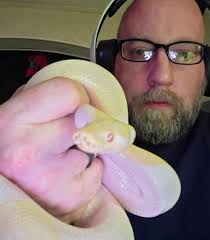 Hi Noodles. My name is Archie and