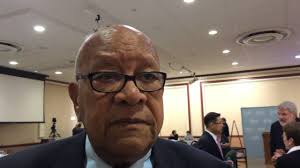 Watch: Univ. of Illinois top officials challenged