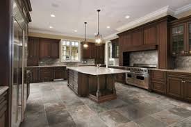 Pose D Un Carrelage Mural Dans Une Cuisine Guide Renovation