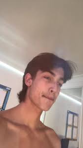 declanmbradford (@declan.miles)