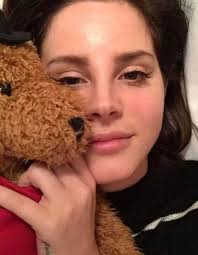Lana Bear's Instagram, Twitter & Facebook