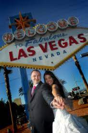 Las Vegas Renewal Of Vows Las Vegas Wedding Chapel Wee Kirk
