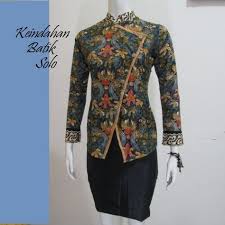 Pin Di Model Blus Batik