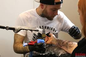 Född som mehrnoosh dadgostar i vänersborg av föräldrar från iran. Orebro International Tattoo Expo Dag 1 M A V Foto