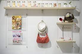 arakawagrip designinspiration interiordesign spacedesign picturehanging wirehanging madeinjapan cablesystems hangingrails retaild ブースデザイン デザイン 空間デザイン