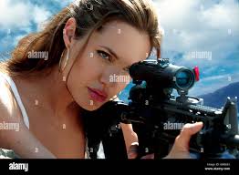 MR. AND MRS. SMITH Mr. & Mrs. Smith USA 2005 Doug Liman Jane Smith  (ANGELINA JOLIE) Komödie Regie: Doug Liman aka. Mr. & Mrs. Smith Stock  Photo