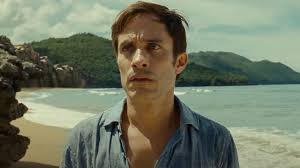 I almost dismissed this movie until a friend accidentally left his own dvd copy of the beach at my house i i gave it a try. Old Trailer M Night Shyamalan S Latest Brings Time Ticking Terror To The Beach Movies Empire