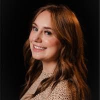 Nadia Ray's Instagram, Twitter & Facebook