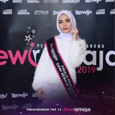 Kategori dewi inspirasi pencarian dewi remaja 2019 telah diberikan kepada nina amin atas undian daripada pihak pengurusan, team produksi dan finalis dewi remaja yang lain itu sendiri. Senarai 12 Finalis Dewi Remaja 2018 2019 Sensasi Selebriti