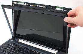 A Cracked Screen Can Make A Laptop Unusable Luckily You Can Fix It Bill Detwiler Gives You Step By Step Instructions For Replacing A Bro Macbook Teknik Acer