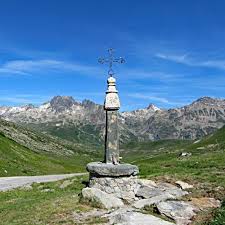 Climbing Col De La Croix De Fer North France By Bike Cycling Data And Info