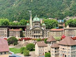 Io non sono mai stato ne alla svizzera in miniatura, ne all'italia in miniatura. Swissminiatur Di Melide Un Viaggio In Svizzera Dietro Le Quinte Mini Me Explorer