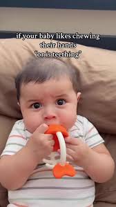 Skull Pree Teething Baby