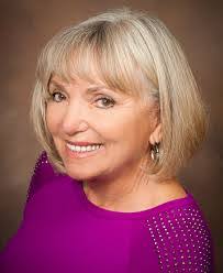 Jodie Boyer's Instagram, Twitter & Facebook