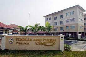 Penutupan sekolah itu melibatkan 23 buah sekolah di sepang, 36 di hulu langat, 21 buah sekolah di kuala langat, 27 di sekitar klang dan 38 buah sekolah di petaling perdana. Sekolah Integrasi Di Shah Alam Kronis R