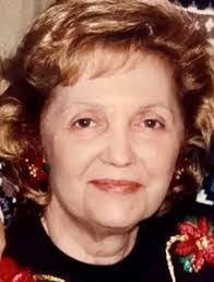 Michelle Teeter's Instagram, Twitter & Facebook