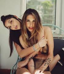 Youma diakite (born 1 may 1971), also known simply as youma, is a malian model, actress, television personality and showgirl, mainly active in italy. Home