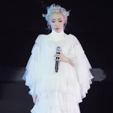 我 呀 ，要 是 有 你 的 一 半 儿就 好 了 。 ç¿'æ…£æ„›ä½  æ­Œè©ž æ³³å…' Vincy Chan Kkbox