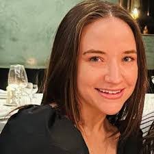 Jillian Mclaughlin's Instagram, Twitter & Facebook