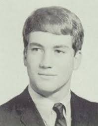 Oliver Brewer's Instagram, Twitter & Facebook