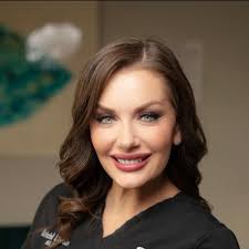 Nurse Holly (@nurse_holly_skinesteem) • Instagram photos and videos