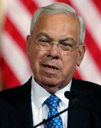 Brandon Stoddard, ABC executive who developed 'Roots' miniseries, dies at  77