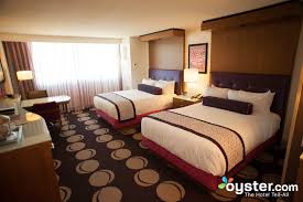 The Deluxe Room At The Mirage Vegas Suites Two Bedroom Suites Trending Decor
