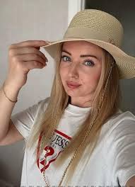 Солом'яний капелюх з ланцюжком бежевий беж канотьє шикарна шляпа з декором  і прикрасами rb — цена 1500 грн в каталоге Шляпы ✓ Купить аксессуары по  доступной цене на Шафе