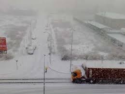 Y hasta el esquí motorizado se ha dejado ver en la capital para disfruitar de la nevada del siglo. Nieve Madrid 09 01 2009 Torrejon De Ardoz 4 Youtube