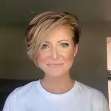 Beth Hyde (pizzabeth)