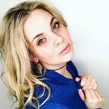 Caitlin Overman's Instagram, Twitter & Facebook