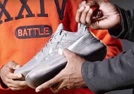 The nike kobe ad also known as the kobe 12 is the first signature shoe from kobe bryant to release after retirement. Nike Kobe Ad Unboxing With Kobe Bryant Sneakernews Com