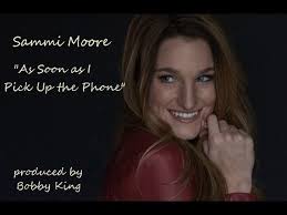 Sammi Moore's Instagram, Twitter & Facebook