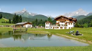 Das schöne liegt so nahe und das trifft auf einen urlaub in österreich zu. Bauernhof Mittersteghof Filzmoos Bauernhofurlaub