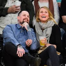 Cameron diaz and her rocker beau benji madden wed at their los angeles home on monday evening. Cameron Diaz And Benji Madden S Love Story Is Too Cute