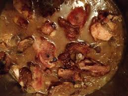 Gouttez A L Odika Au Poulet Fume Cette Belle Recette Tout Droit Venue Du Gabon En Plus D Etre F Recettes De Cuisine Africaine Recettes De Cuisine Poulet Fume