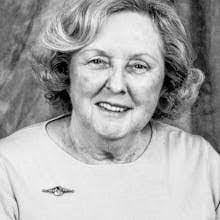 Roxie Owen's Instagram, Twitter & Facebook