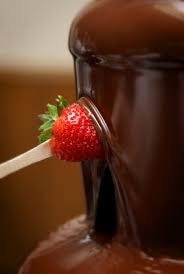 Epingle Par Yara Sur Chocolat Fontaine Chocolat Fondue Au Chocolat Chocolat