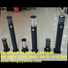 Contoh gambar teras rumah terupdate serta batu alam secara lengkap. Pilar Teras Rumah Minimalis
