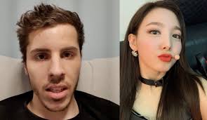 Lyrics:kawan kau ke mana mencari cinta,di mana cinta,ke kiri kanan, timur selatan,pejamkan mata, lihat dunia ini.ada apa dengan dunia ini. I Won T Give Up German Stalker Hell Bent On Meeting Twice S Nayeon Despite Restraining Order Nestia