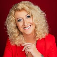 Some really exciting news to share about this weeks episode of my podcast  #CreativelyMe