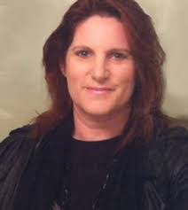 Lori Bonner's Instagram, Twitter & Facebook