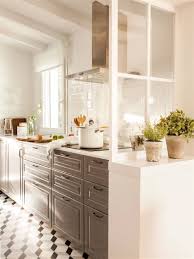Consejos y tonos para acertar. Como Pintar Los Azulejos De La Cocina Paso A Paso