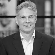 Brad Brooks's Instagram, Twitter & Facebook