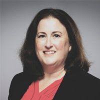 Lorie Roe's Instagram, Twitter & Facebook