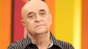 Fostul său impresar a reușit să dea primele informații. Benone Sinulescu Ar Fi Fost Dus De UrgenÈ›Äƒ La Spital CantÄƒreÈ›ul A Fost GÄƒsit InconÈ™tient In Propria LocuinÈ›Äƒ