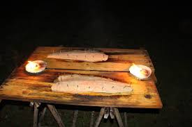 Und als zugabe gibt es den besten flammlachs unseres lebens. Flammlachs Rezept Flammlachs Brett Selber Bauen