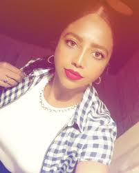 Eli G (@elizabeth_gv93) • Φωτογραφίες και βίντεο στο Instagram