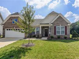 106 Empyrean Loop Mooresville Nc 28115 Mls 3432806 Zillow Foreclosed Homes Types Of Houses Fenced In Yard