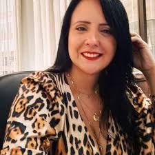 Nandinha 🌊 (@nanda_7198)